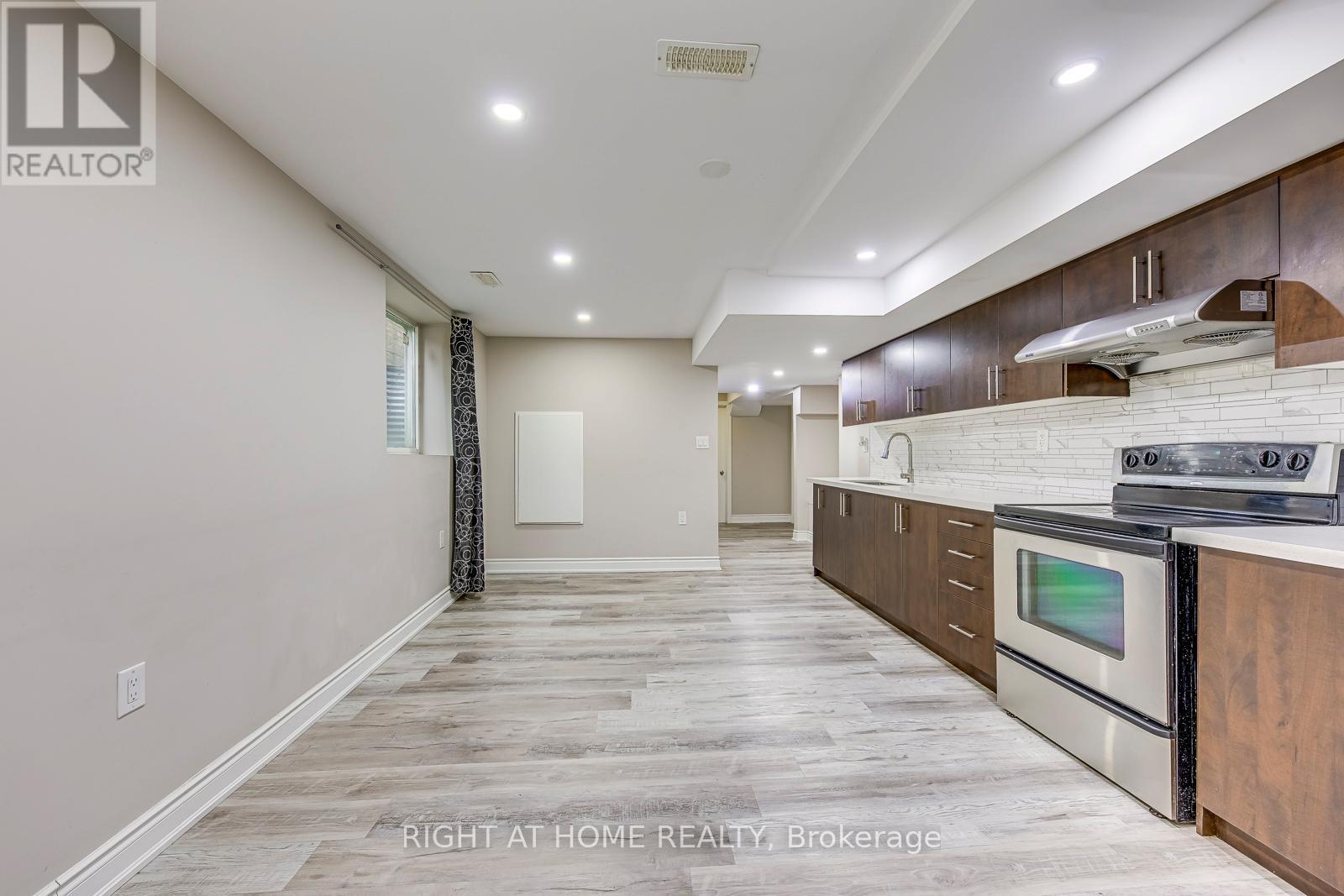 Bsmt - 99 Masters Green Crescent, Brampton (Snelgrove), Ontario  L7A 3K3 - Photo 14 - W12296924