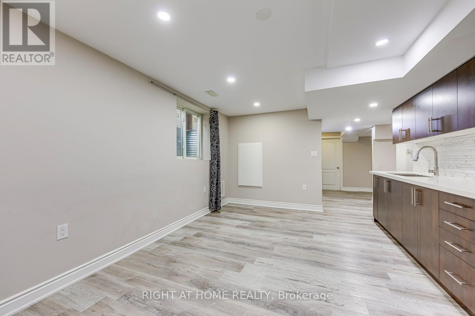 Bsmt - 99 Masters Green Crescent, Brampton (Snelgrove), Ontario  L7A 3K3 - Photo 15 - W12296924