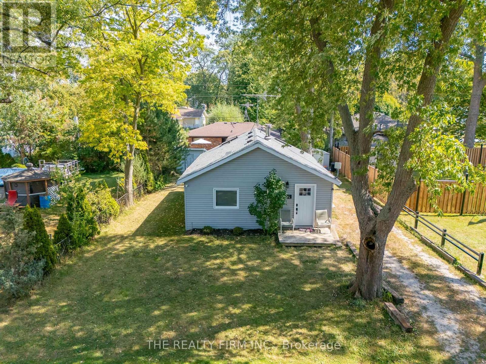 144 Lincoln Court, Essex, Ontario  N0R 1G0 - Photo 5 - X12506968