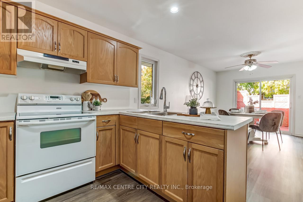 11 Axford Parkway, St. Thomas, Ontario  N5R 6E6 - Photo 10 - X12507008