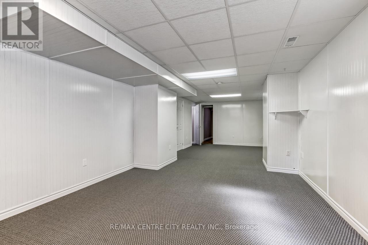 11 Axford Parkway, St. Thomas, Ontario  N5R 6E6 - Photo 18 - X12507008