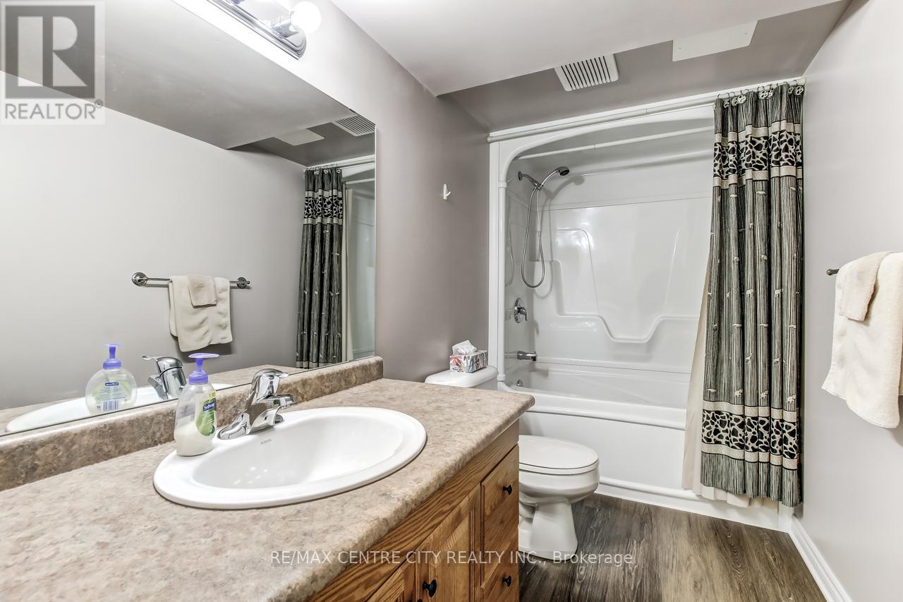 11 Axford Parkway, St. Thomas, Ontario  N5R 6E6 - Photo 20 - X12507008