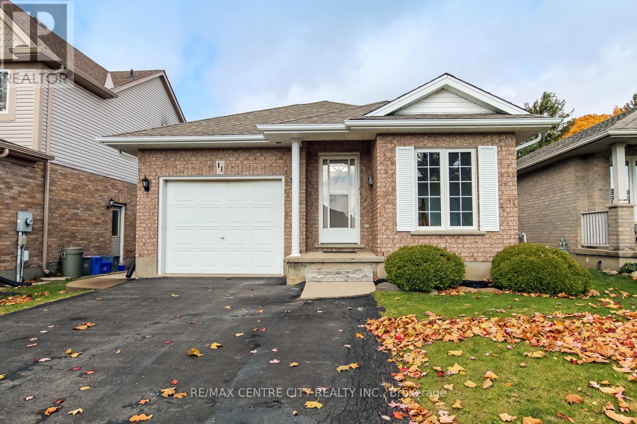 11 Axford Parkway, St. Thomas, Ontario  N5R 6E6 - Photo 27 - X12507008