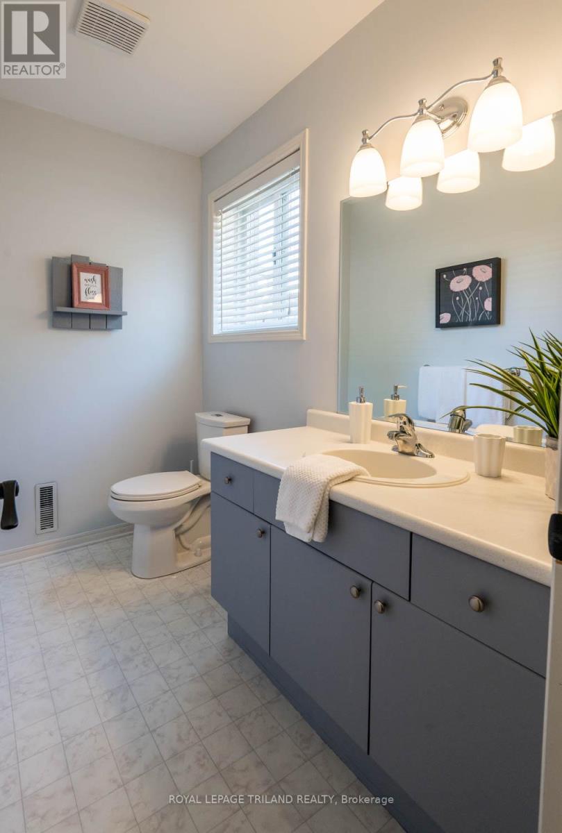 189 Andover Drive, London South, Ontario  N6J 4T8 - Photo 26 - X12507104