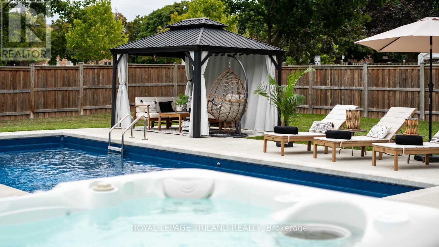 189 Andover Drive, London South, Ontario  N6J 4T8 - Photo 44 - X12507104