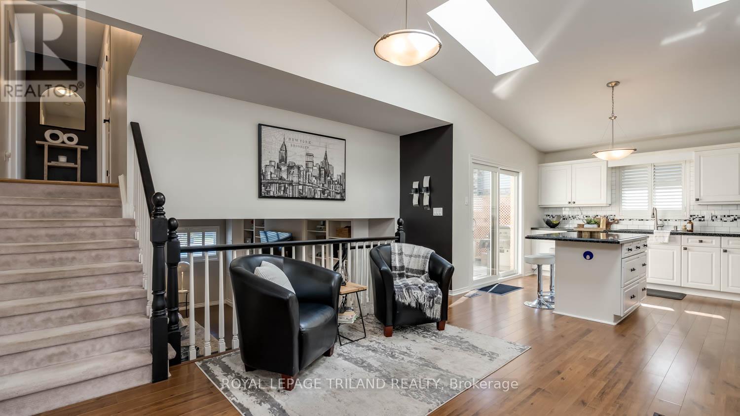 189 Andover Drive, London South, Ontario  N6J 4T8 - Photo 8 - X12507104