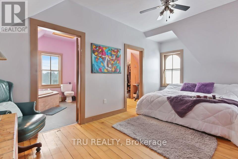 13109 County Rd 3, North Dundas, Ontario  K0C 2K0 - Photo 12 - X12507068