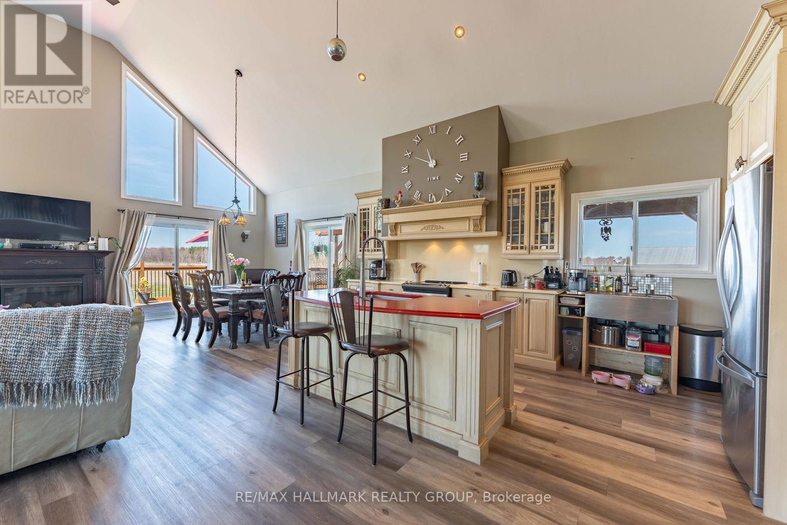 2421 Concession 8 Road, The Nation, Ontario  K0B 1N0 - Photo 15 - X12507096