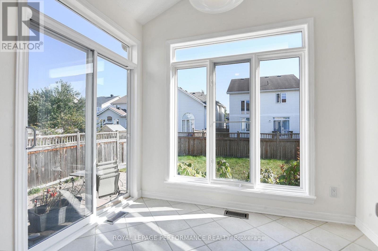 22 Mountain Ash Drive, Ottawa, Ontario  K2G 6R3 - Photo 12 - X12507106