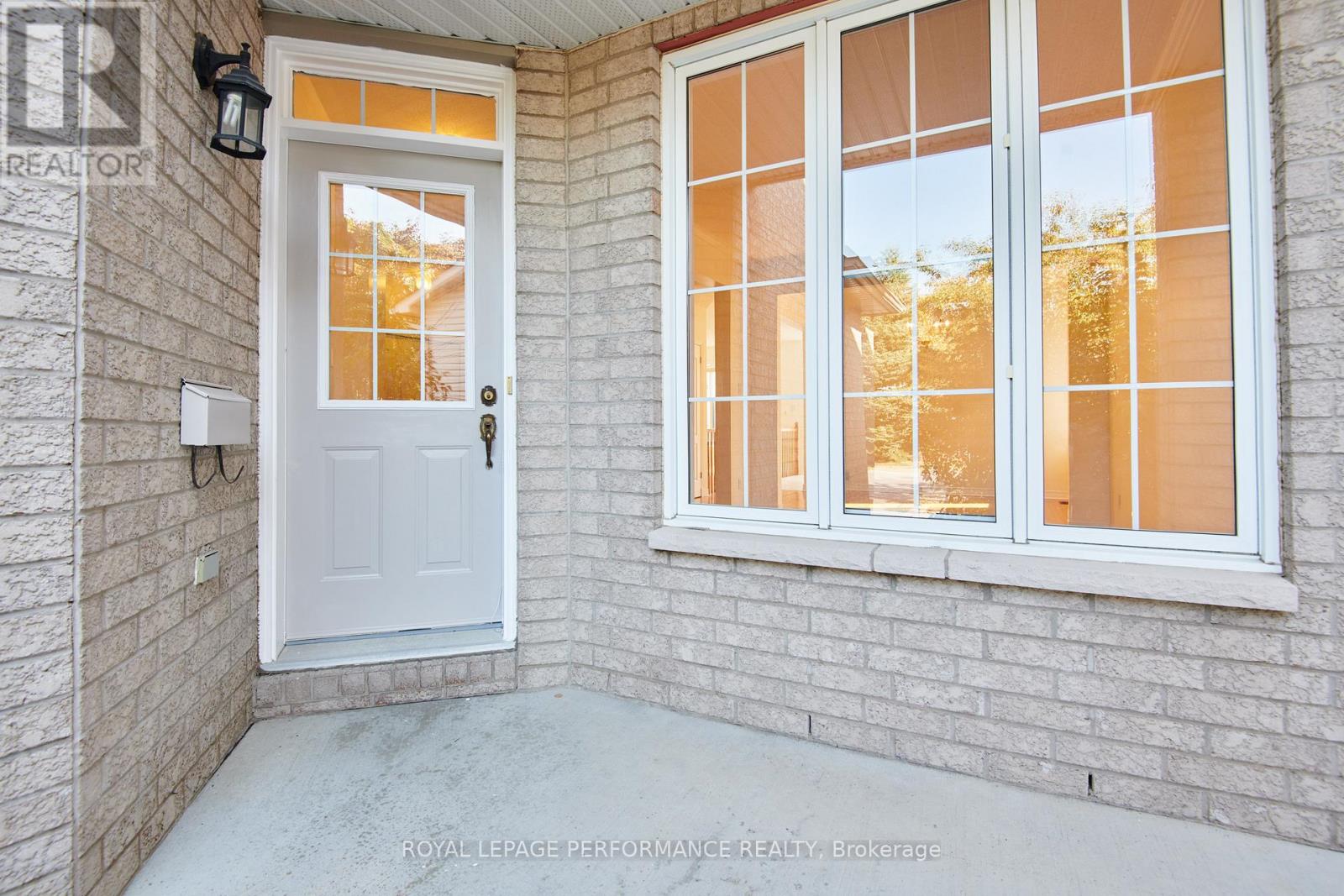 22 Mountain Ash Drive, Ottawa, Ontario  K2G 6R3 - Photo 2 - X12507106