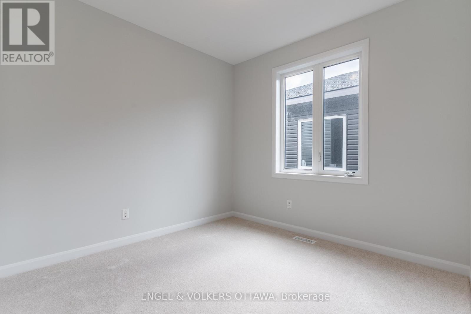 325 Elsie Macgill Walk, Ottawa, Ontario  K2W 0K7 - Photo 37 - X12507150