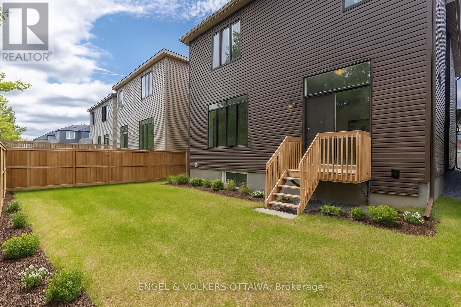 325 Elsie Macgill Walk, Ottawa, Ontario  K2W 0K7 - Photo 50 - X12507150