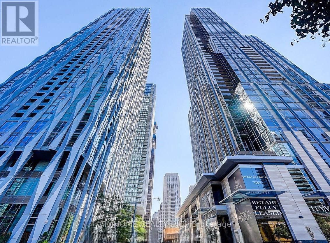 3907 - 1 YORKVILLE AVENUE, Toronto, Ontario