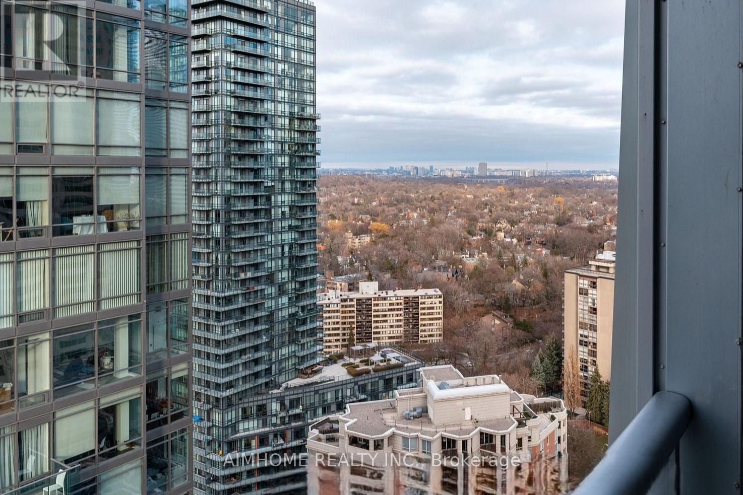 3907 - 1 Yorkville Avenue, Toronto, Ontario  M4W 0B1 - Photo 21 - C12506668