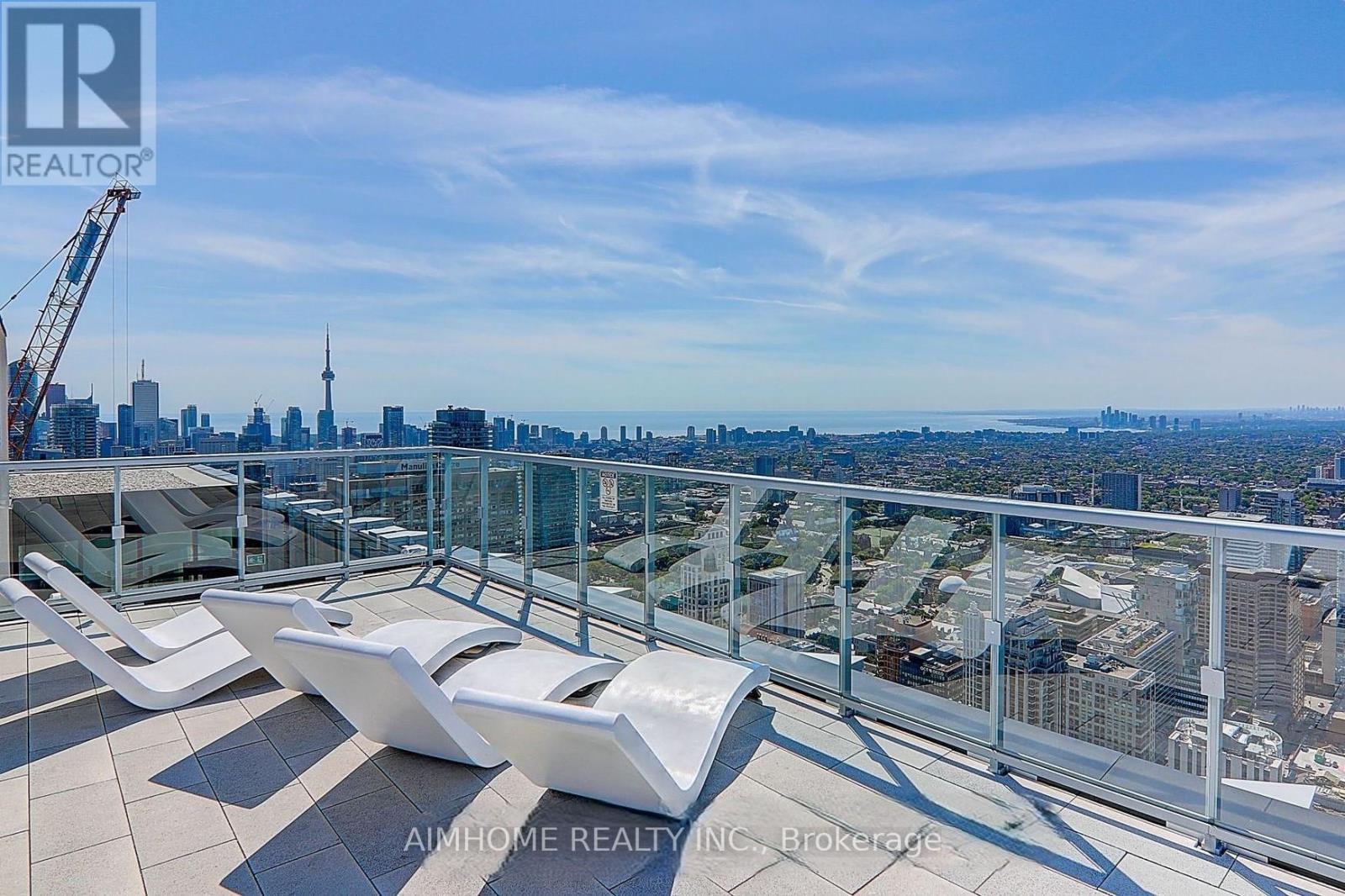 3907 - 1 Yorkville Avenue, Toronto, Ontario  M4W 0B1 - Photo 8 - C12506668