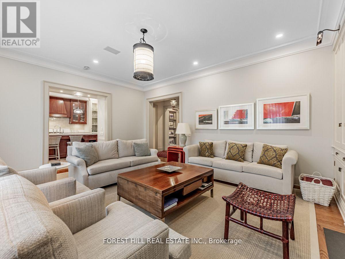 1 BURTON ROAD Toronto (Forest Hill South), ON M5P 1T6