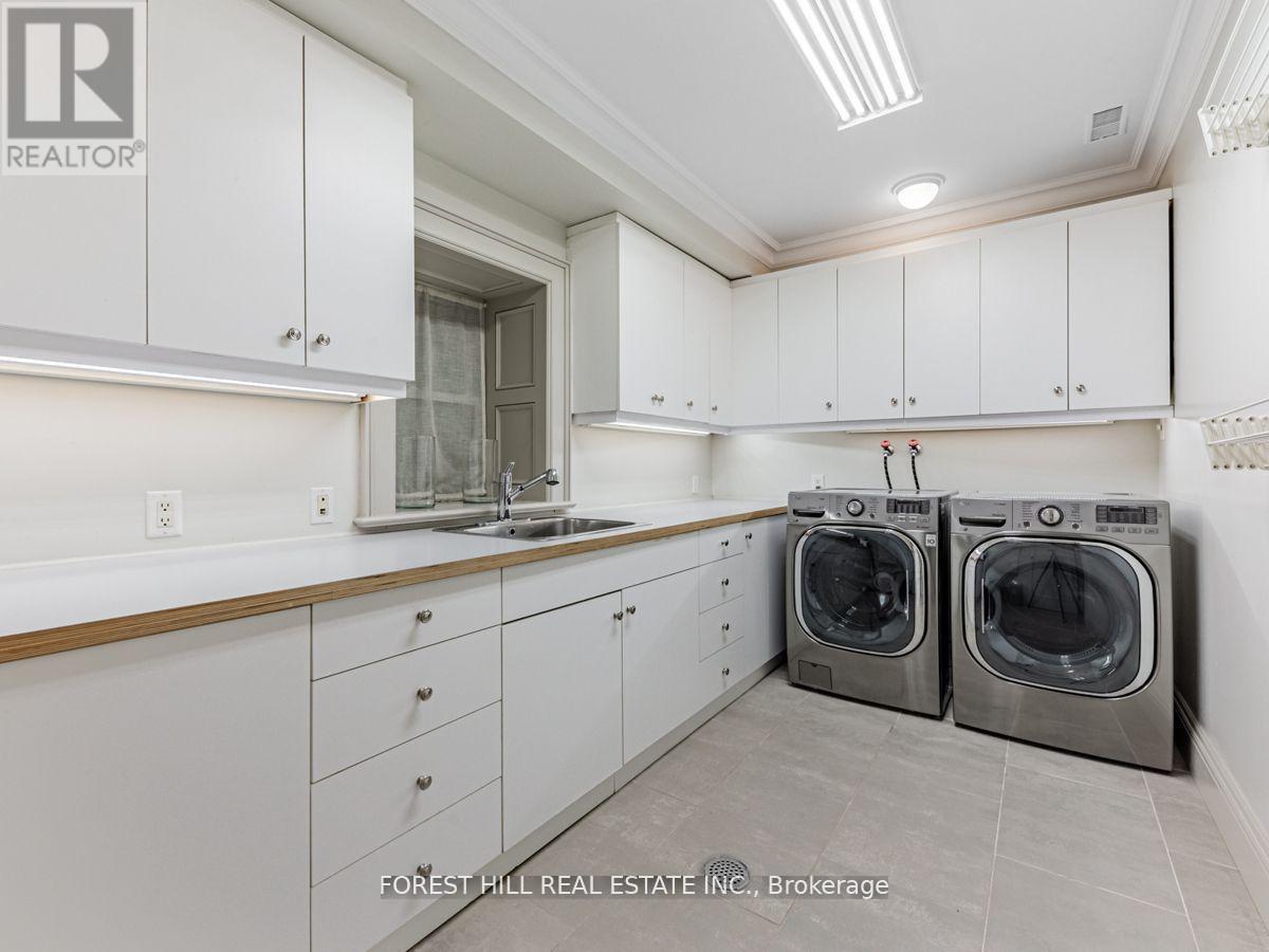 1 BURTON ROAD Toronto (Forest Hill South), ON M5P 1T6