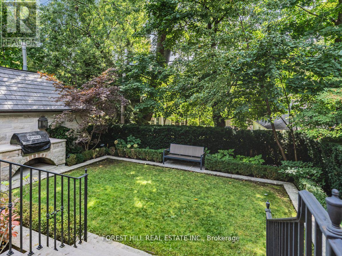 1 BURTON ROAD Toronto (Forest Hill South), ON M5P 1T6