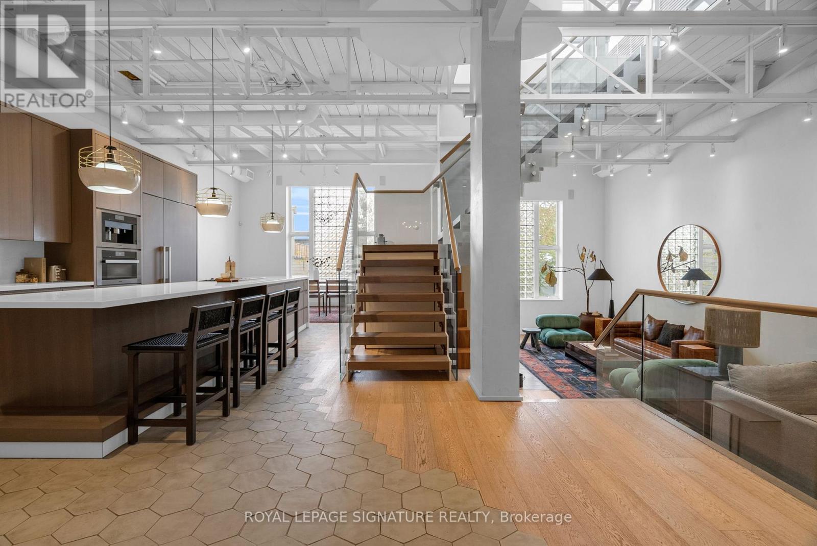 209 - 676 RICHMOND STREET W, Toronto, Ontario