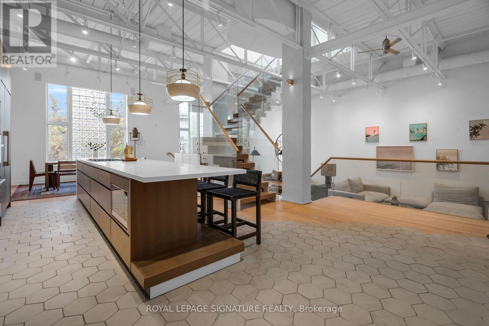 209 - 676 Richmond Street W, Toronto, Ontario  M6J 1C3 - Photo 2 - C12506762