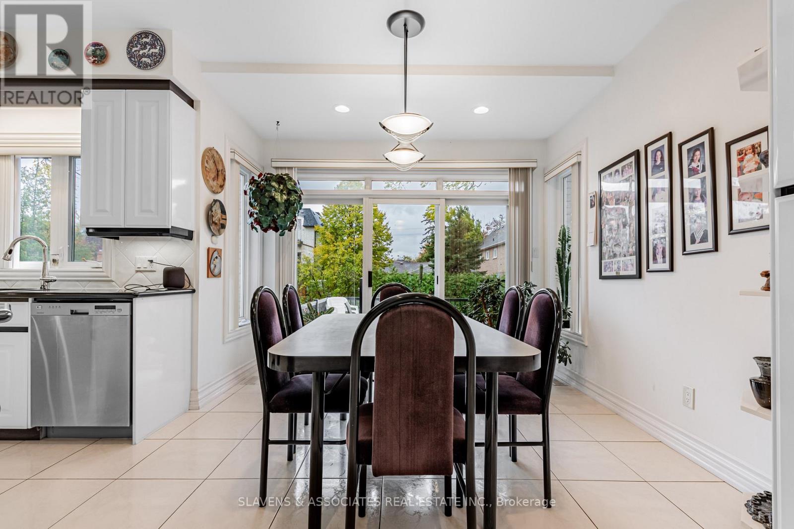 221 Pleasant Avenue, Toronto, Ontario  M2M 1M6 - Photo 13 - C12506766