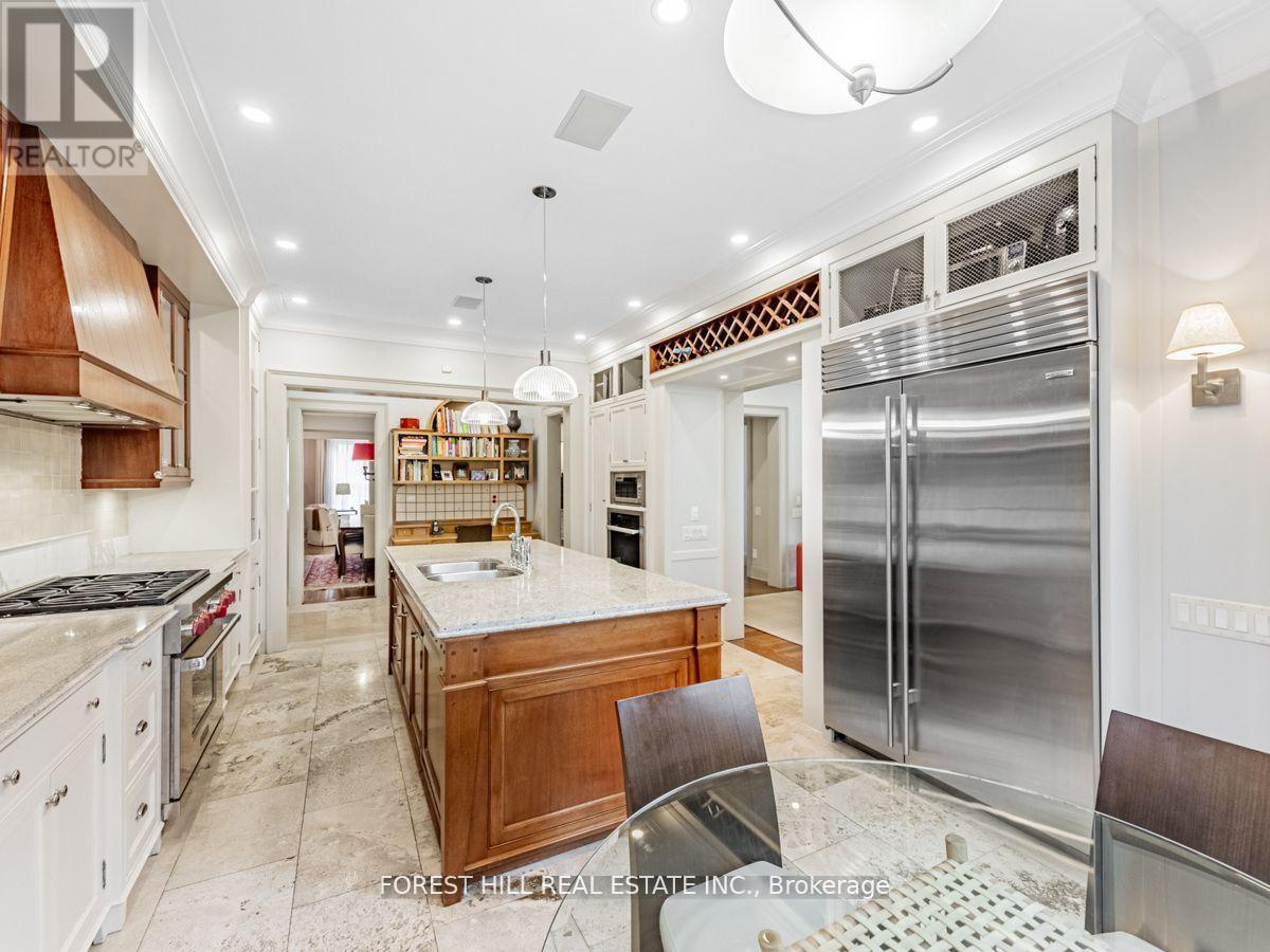 1 Burton Road, Toronto, Ontario  M5P 1T6 - Photo 16 - C12506780