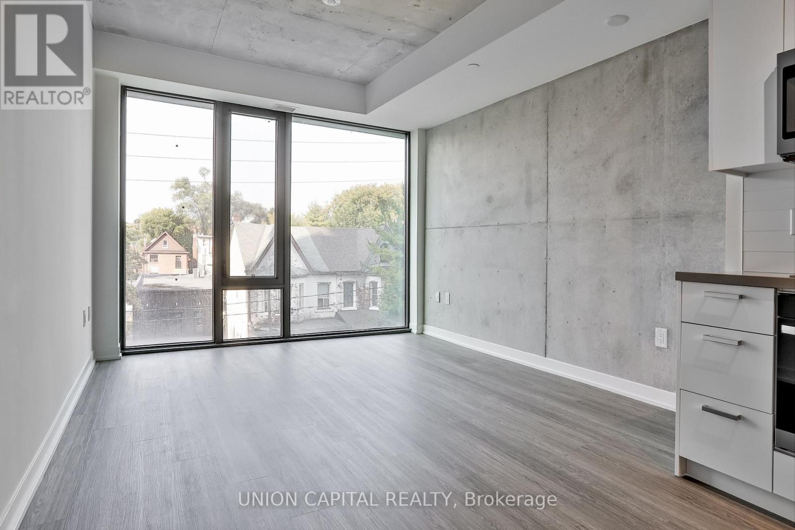 202 - 195 Mccaul Street, Toronto, Ontario  M5T 0E5 - Photo 7 - C12506802