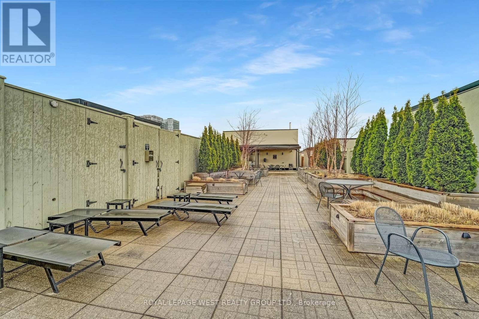 416 - 90 Sumach Street, Toronto (Regent Park), Ontario  M5A 4R4 - Photo 37 - C12506884