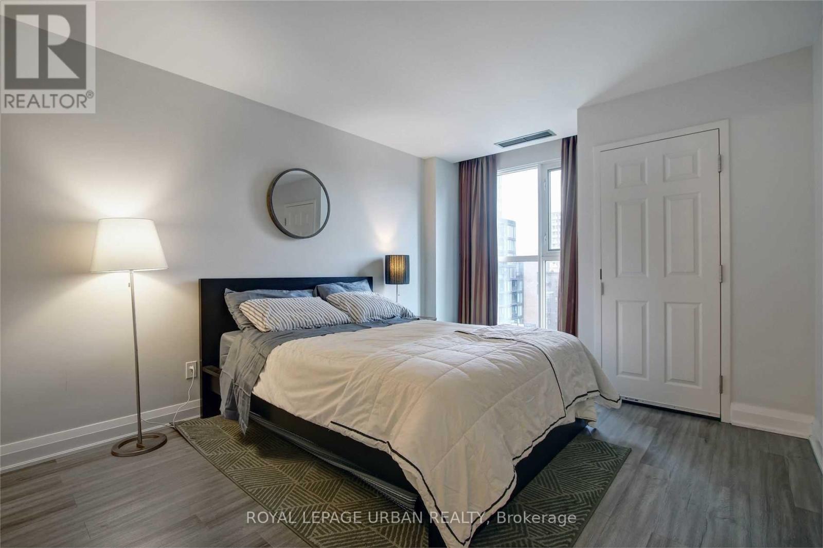 803 - 8 Wellesley Street E, Toronto, Ontario  M4Y 3B2 - Photo 16 - C12506908