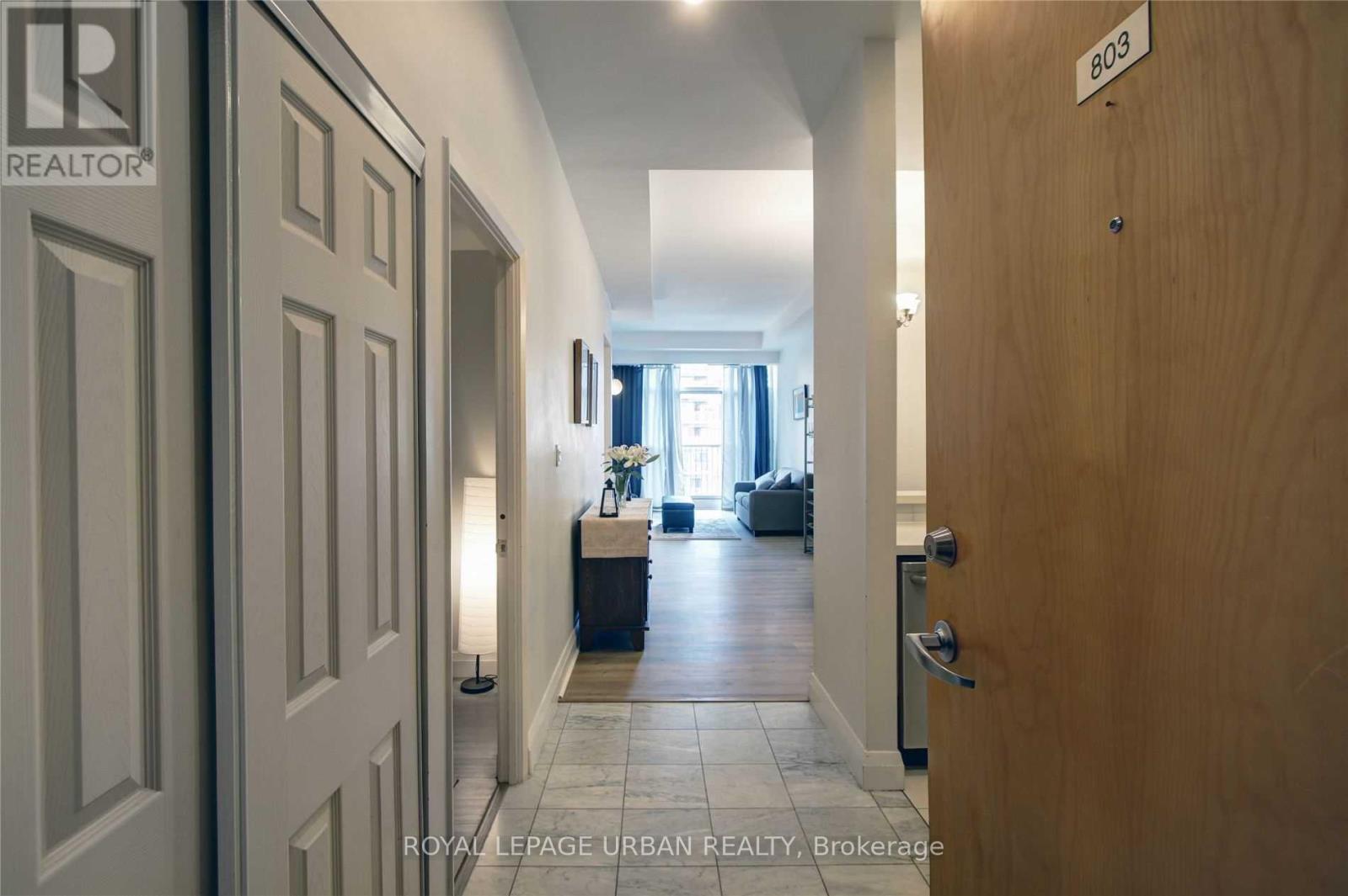 803 - 8 WELLESLEY STREET E, Toronto, Ontario