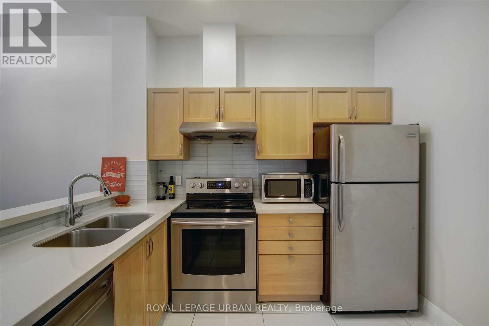 803 - 8 Wellesley Street E, Toronto, Ontario  M4Y 3B2 - Photo 6 - C12506910