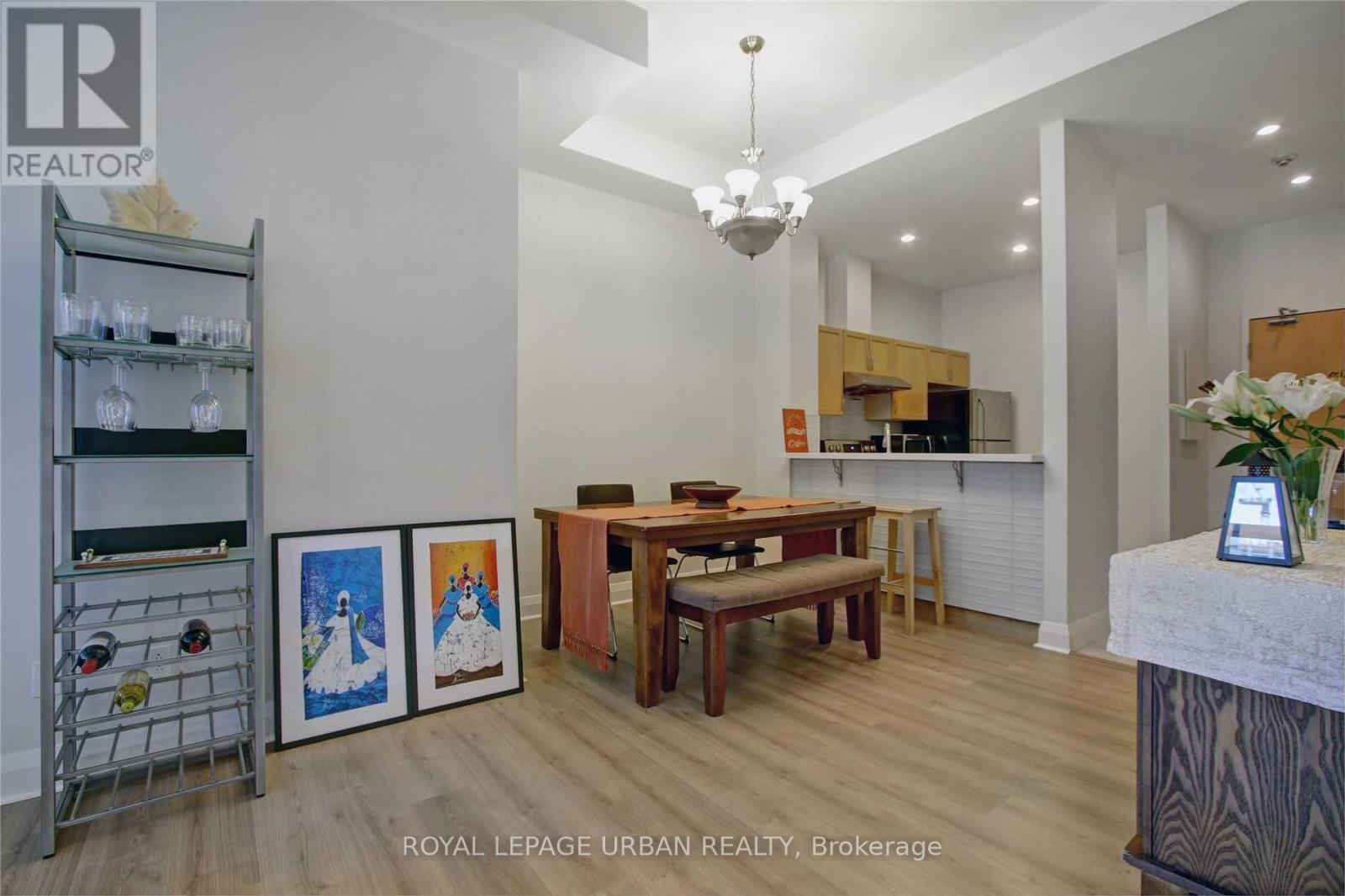 803 - 8 Wellesley Street E, Toronto, Ontario  M4Y 3B2 - Photo 8 - C12506910