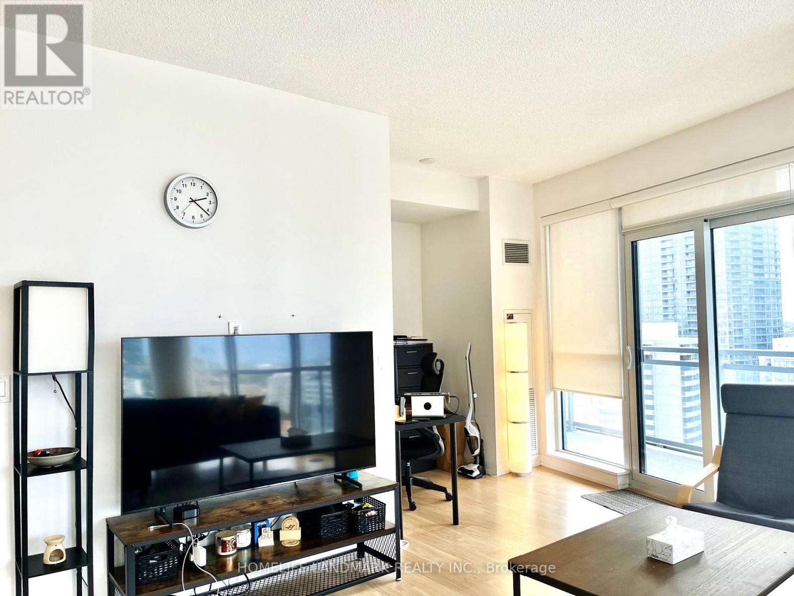 1502 - 89 Dunfield Avenue, Toronto, Ontario  M4S 0A4 - Photo 5 - C12506920