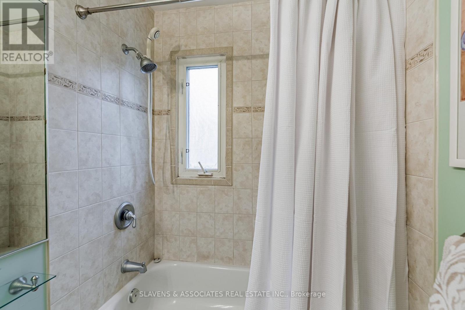 509 Deloraine Avenue, Toronto, Ontario  M5M 2C1 - Photo 20 - C12506938