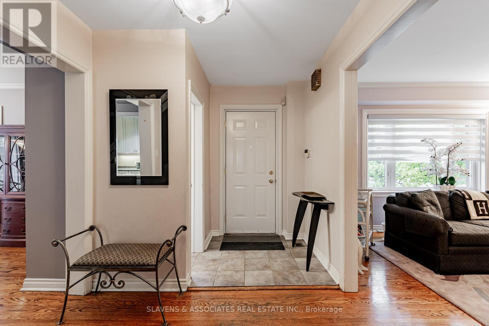 509 Deloraine Avenue, Toronto, Ontario  M5M 2C1 - Photo 5 - C12506938