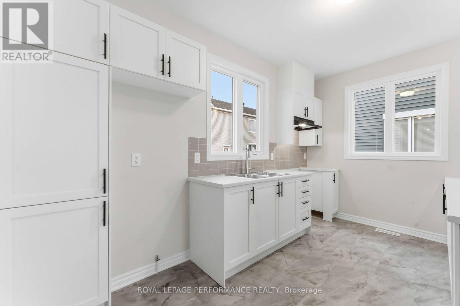 182 Ryan Reynolds Way, Ottawa, Ontario  K4A 5H5 - Photo 13 - X12501116