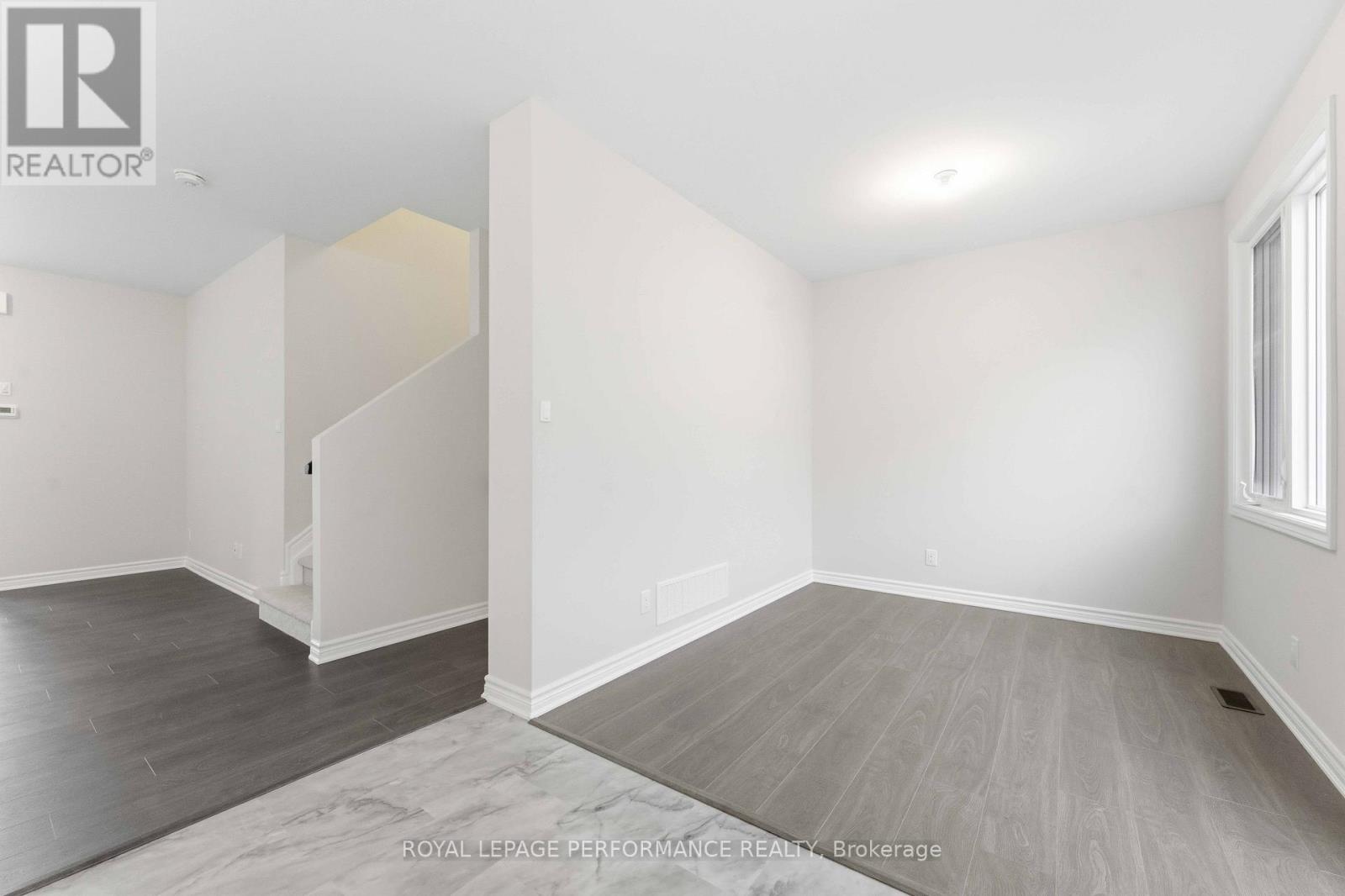 182 Ryan Reynolds Way, Ottawa, Ontario  K4A 5H5 - Photo 10 - X12501116