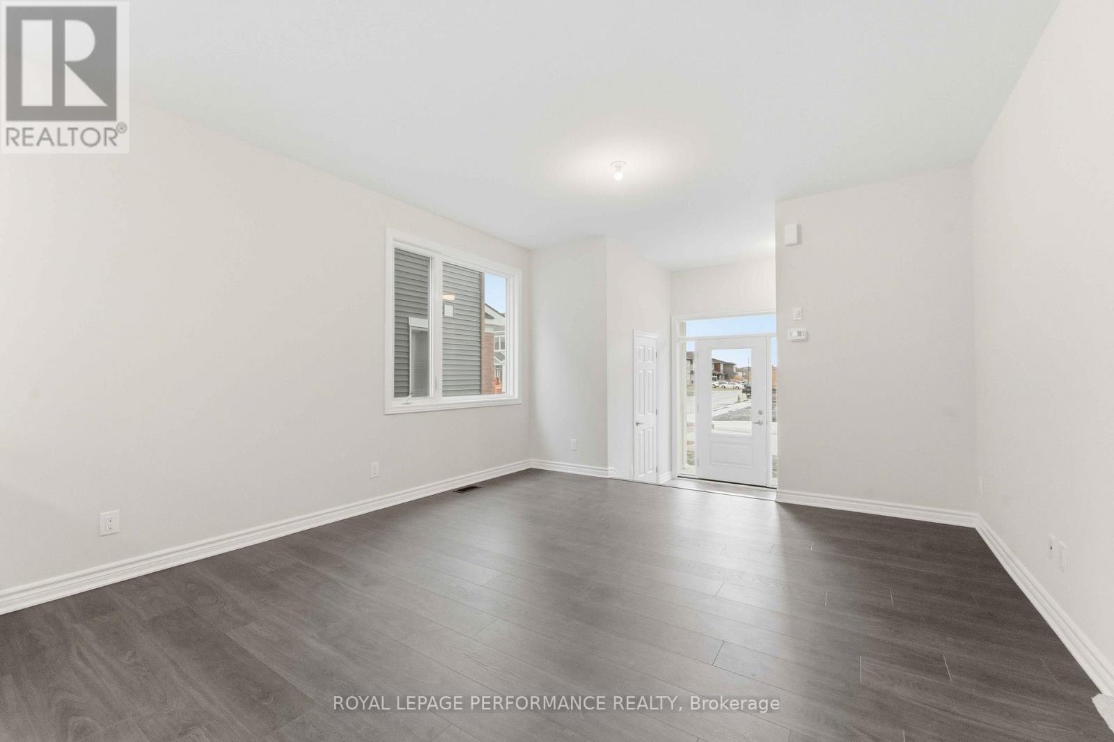 182 Ryan Reynolds Way, Ottawa, Ontario  K4A 5H5 - Photo 15 - X12501116