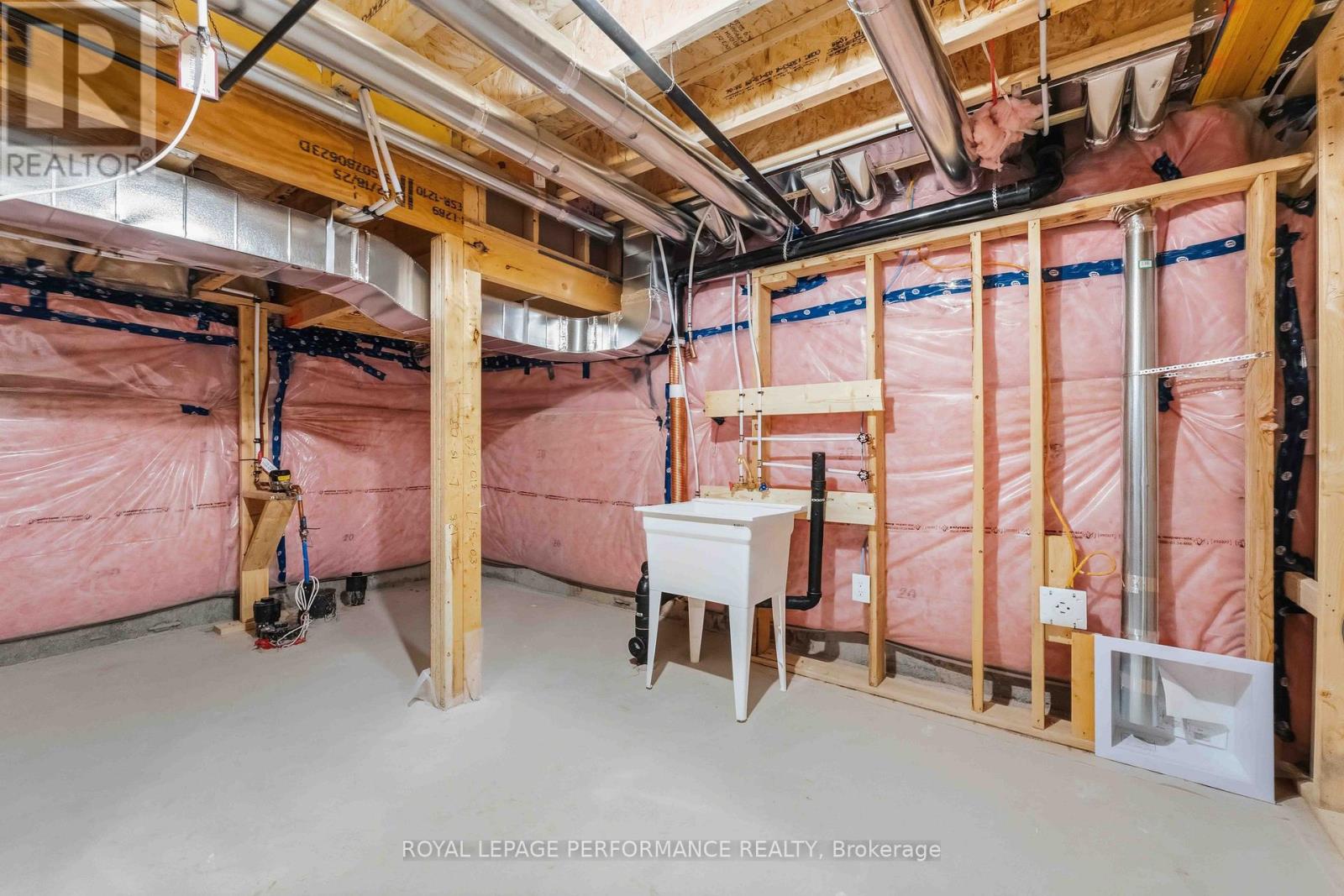 182 Ryan Reynolds Way, Ottawa, Ontario  K4A 5H5 - Photo 29 - X12501116