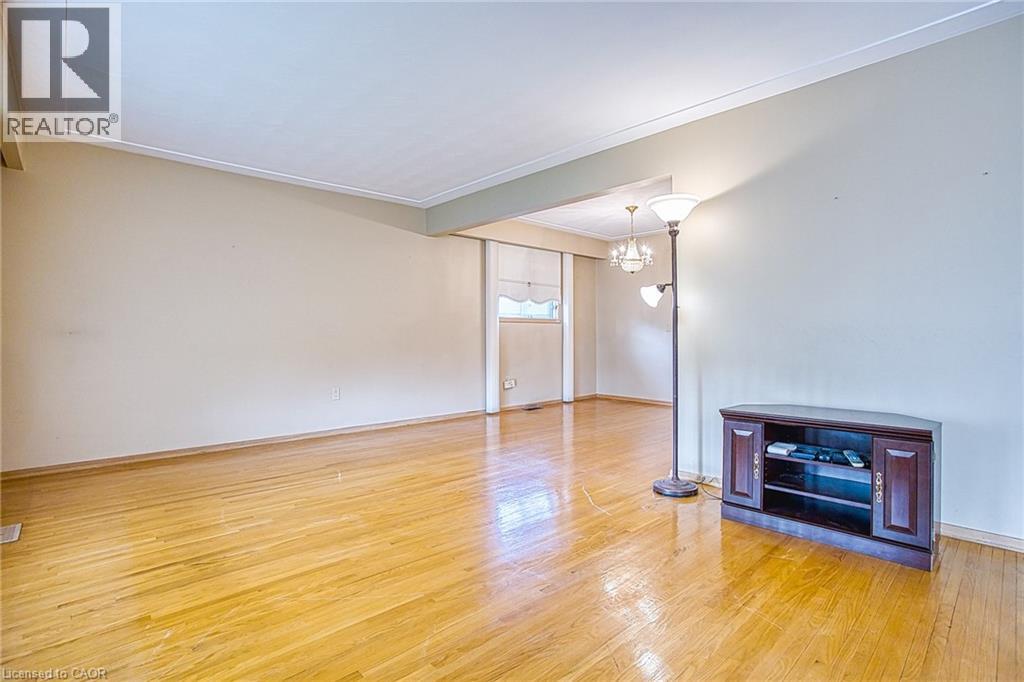 40 Purdy Crescent, Hamilton, Ontario  L9A 3B3 - Photo 8 - 40785359