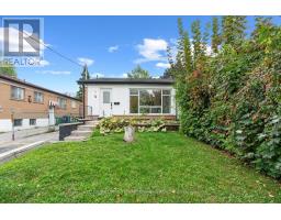 73 TRINNELL BOULEVARD, Toronto, Ontario