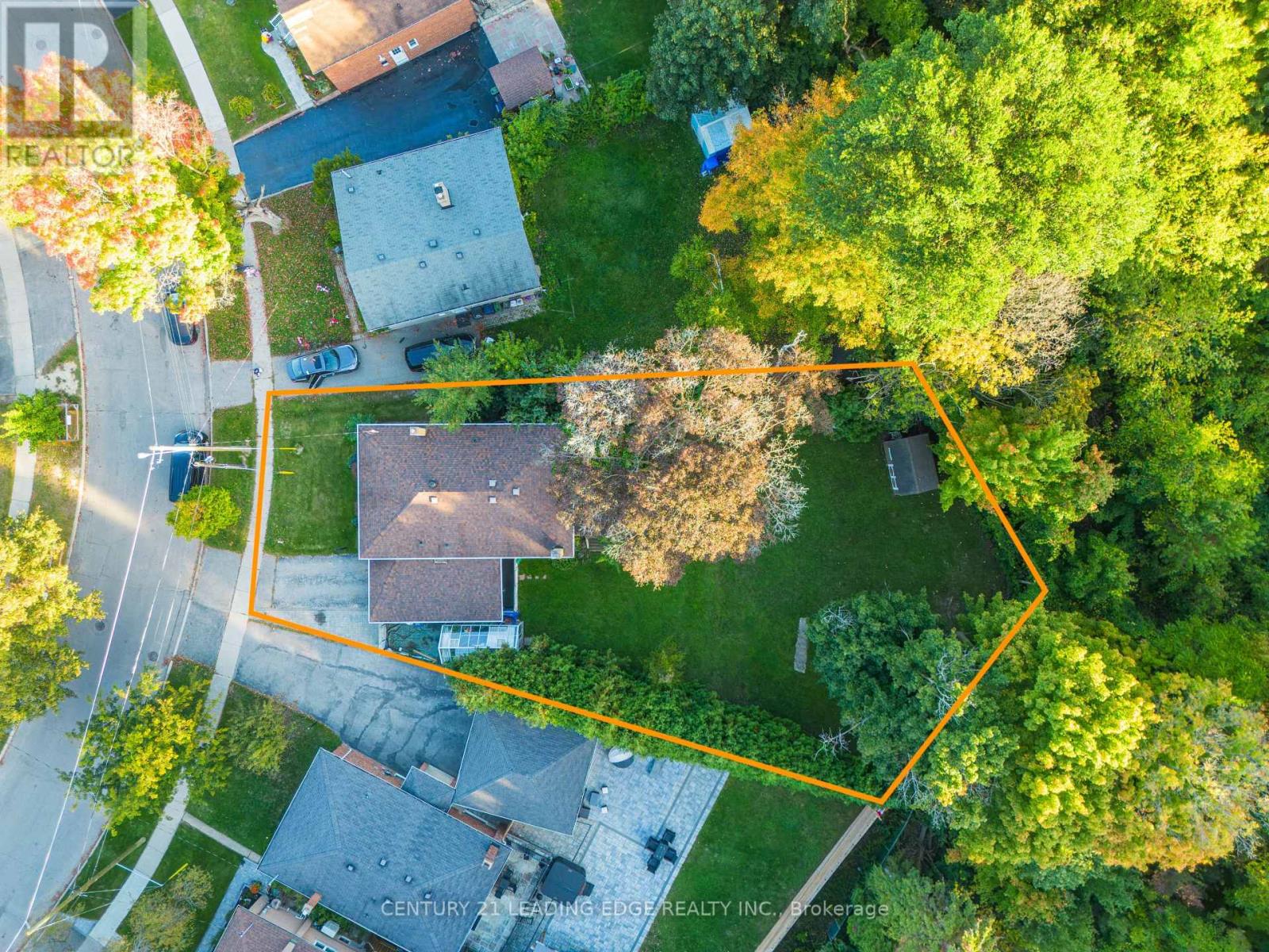 50 Meldazy Drive, Toronto, Ontario  M1P 4G1 - Photo 2 - E12506656