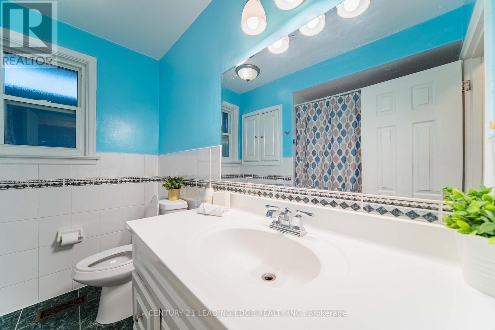 50 Meldazy Drive, Toronto, Ontario  M1P 4G1 - Photo 27 - E12506656