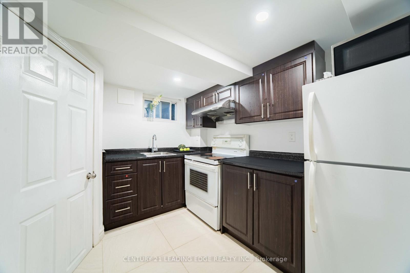 50 Meldazy Drive, Toronto, Ontario  M1P 4G1 - Photo 37 - E12506656