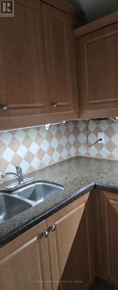 Bsmt 2 - 1434 Rosebank Road, Pickering, Ontario  L1V 1P4 - Photo 4 - E12506706