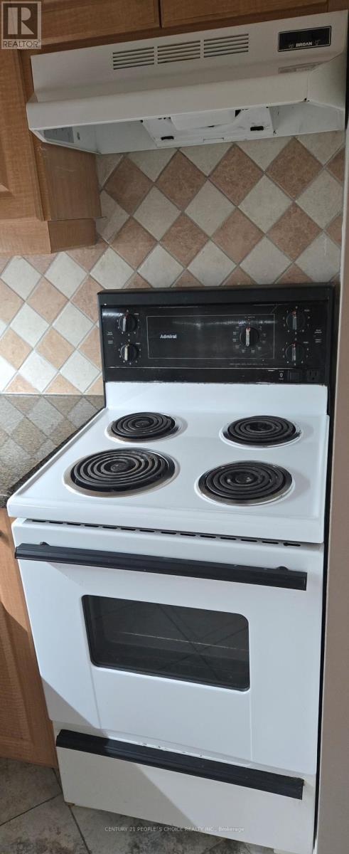 Bsmt 2 - 1434 Rosebank Road, Pickering, Ontario  L1V 1P4 - Photo 5 - E12506706