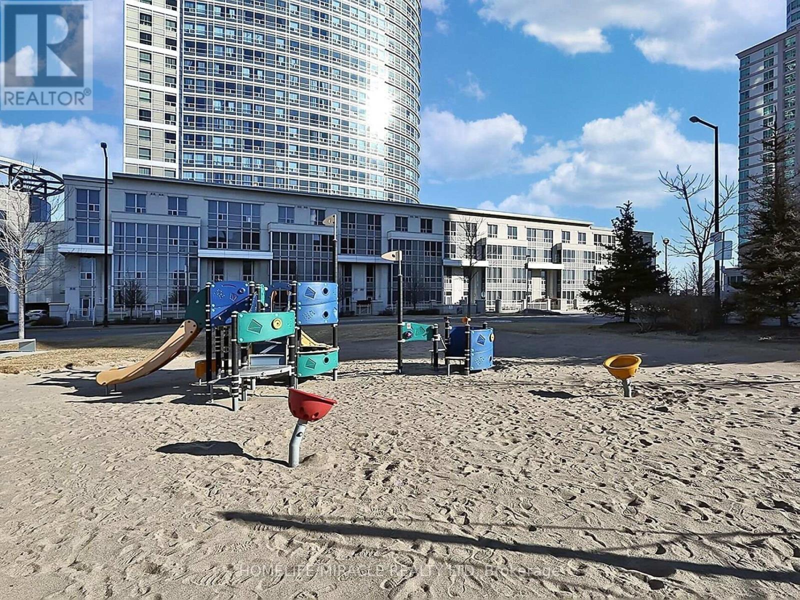 2003 - 38 Lee Centre Drive, Toronto, Ontario  M1H 3J7 - Photo 48 - E12506820