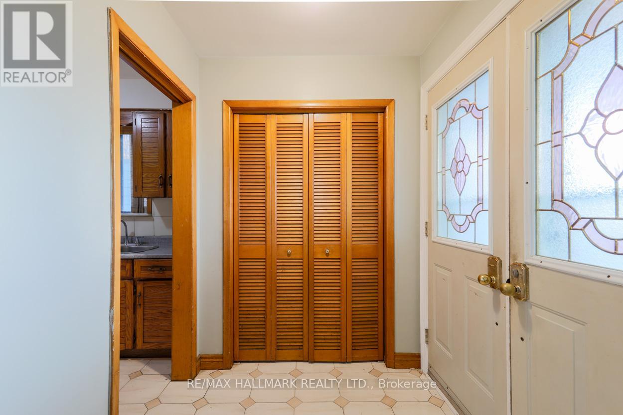 767 Midland Avenue, Toronto, Ontario  M1K 4E5 - Photo 3 - E12506874