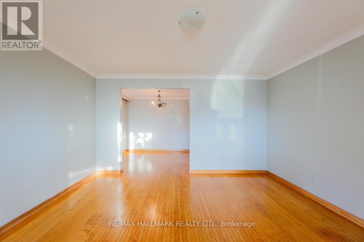 767 Midland Avenue, Toronto, Ontario  M1K 4E5 - Photo 5 - E12506874