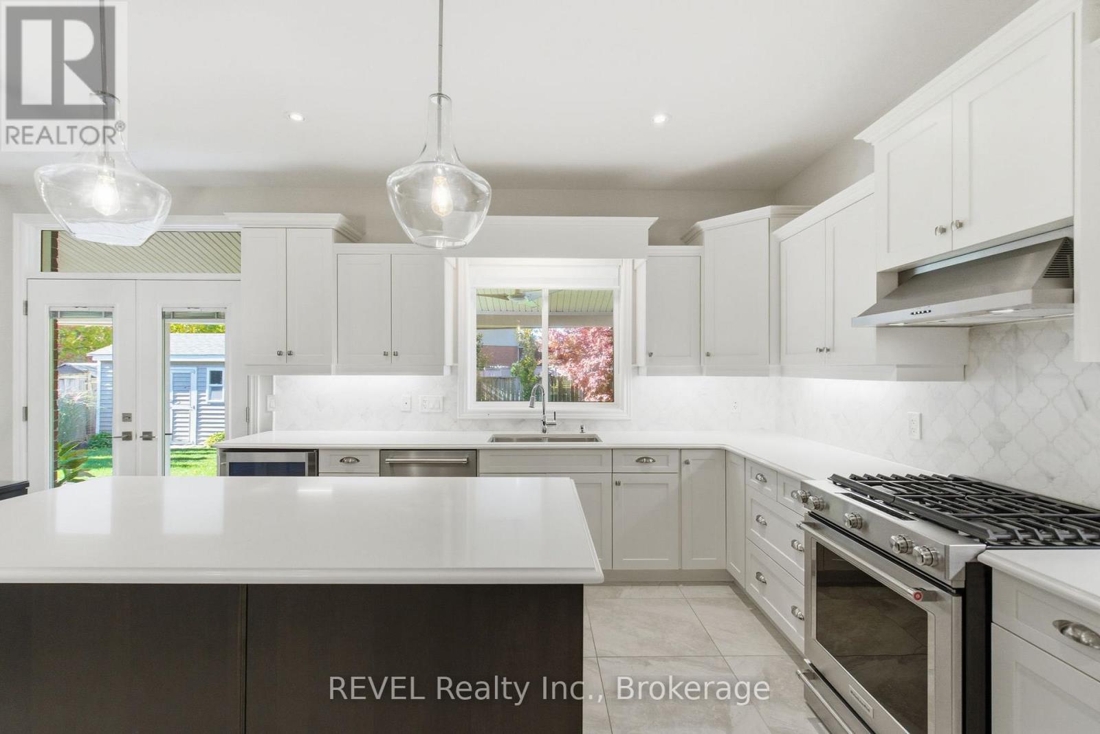 380 Pelham Road, St. Catharines, Ontario L2S 0A2 - Photo 10 - X12507092